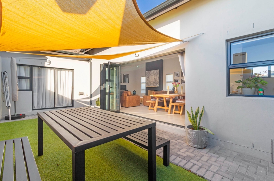 3 Bedroom Property for Sale in Sandown Western Cape